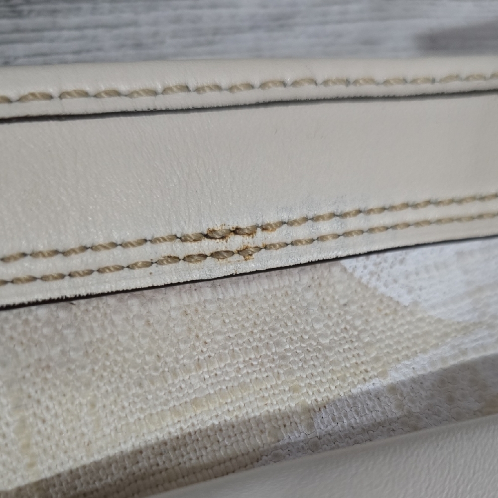 Rare Vintage Coach Cream and Gold Shoulder Bag - Picture 3 of 13
